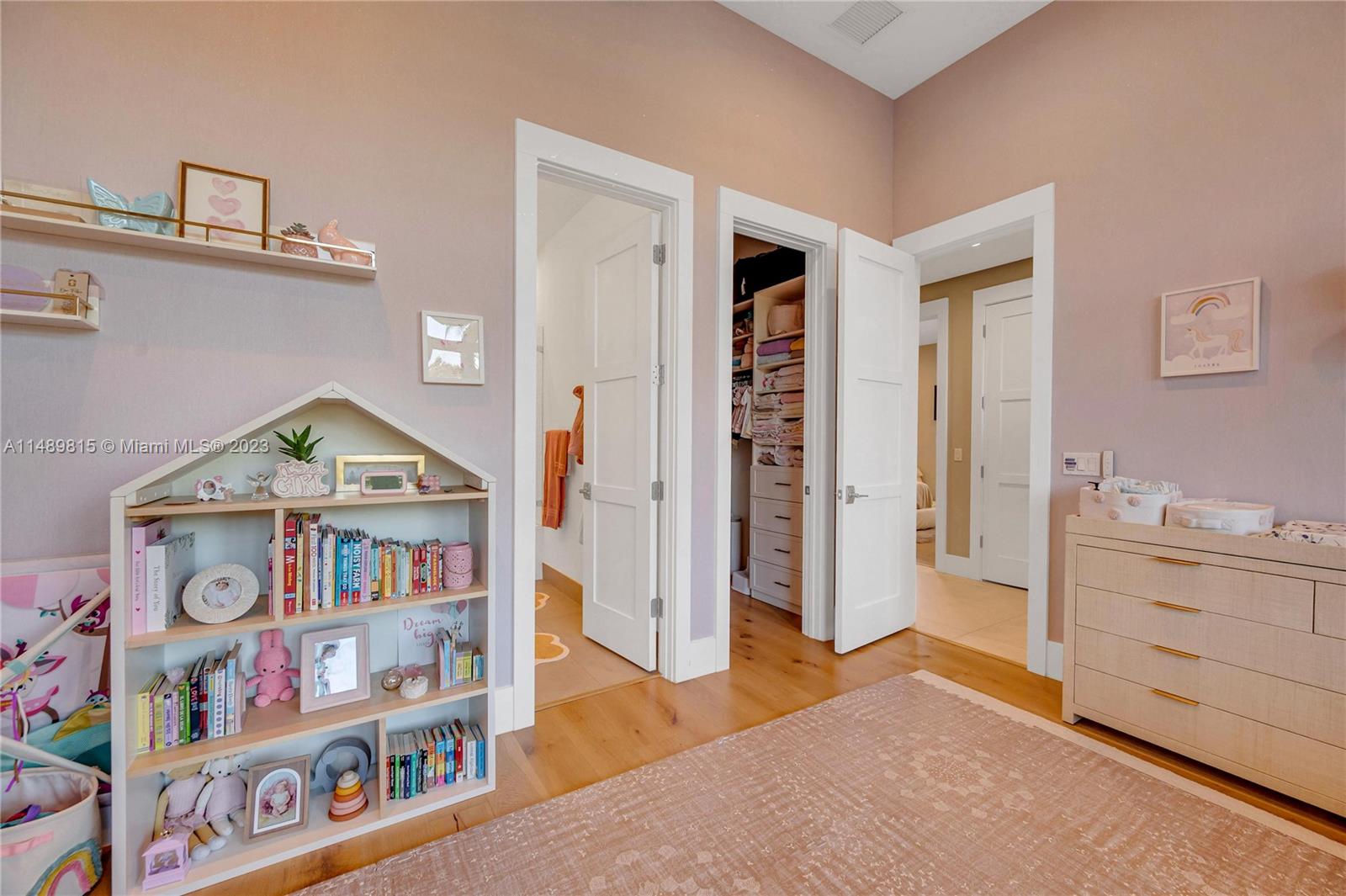 PLANTATION ACRES - Residential