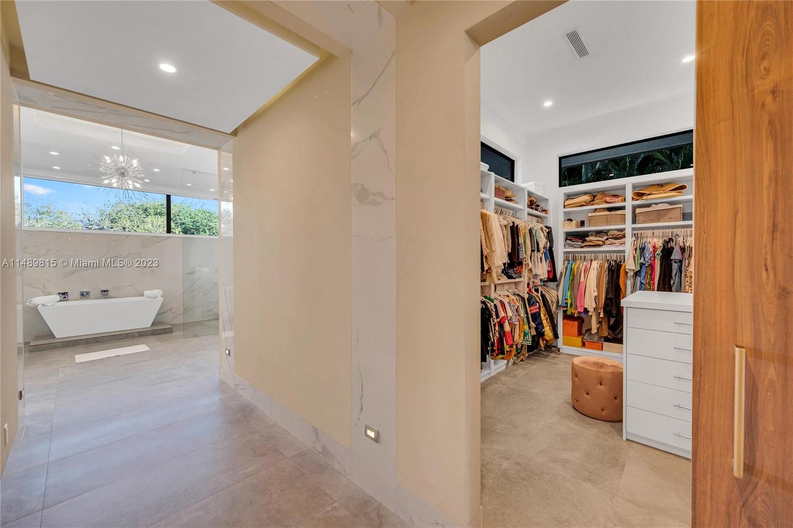 PLANTATION ACRES - Residential