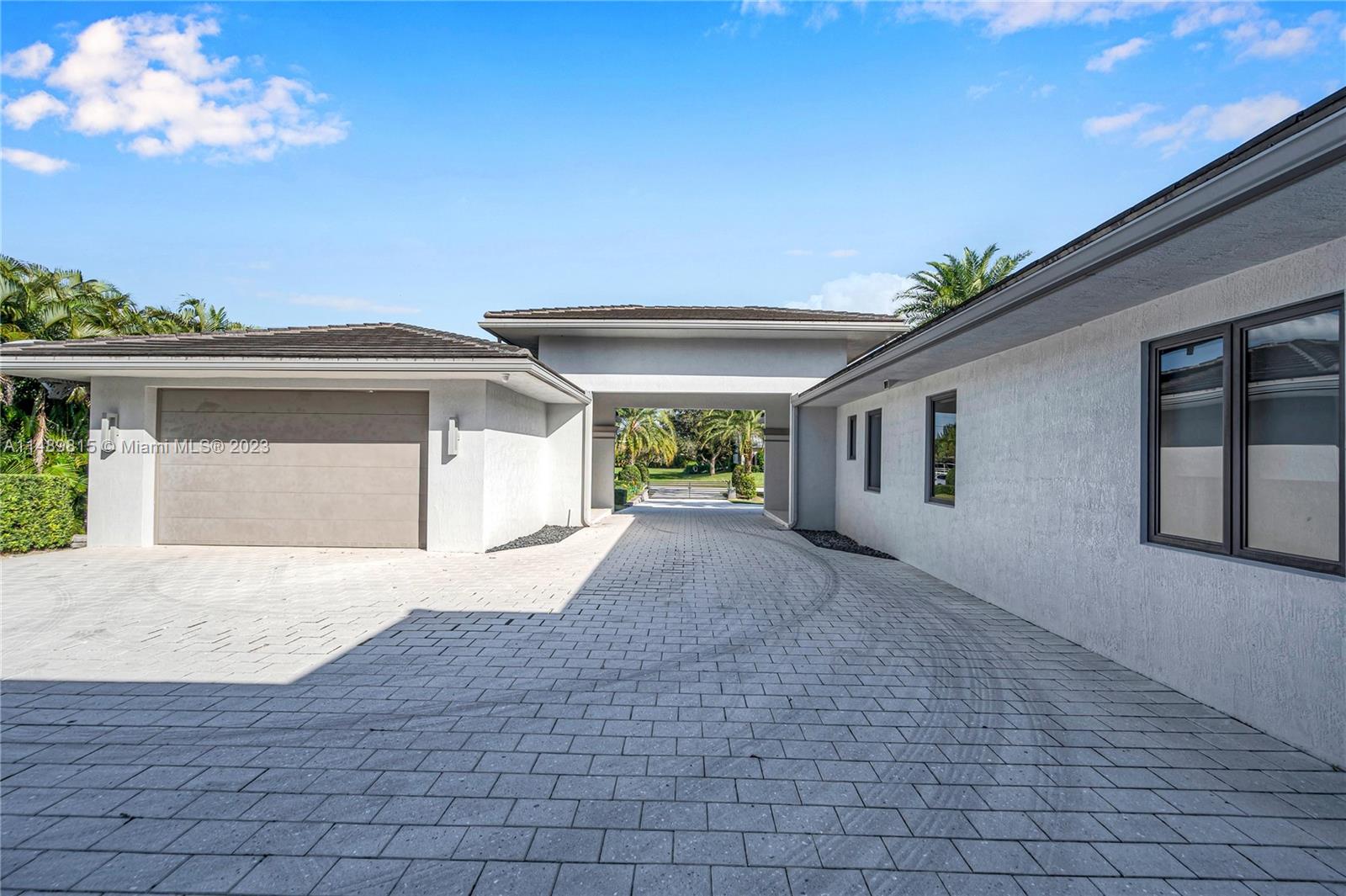 PLANTATION ACRES - Residential