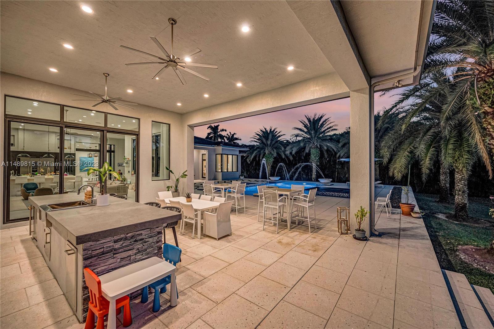 PLANTATION ACRES - Residential