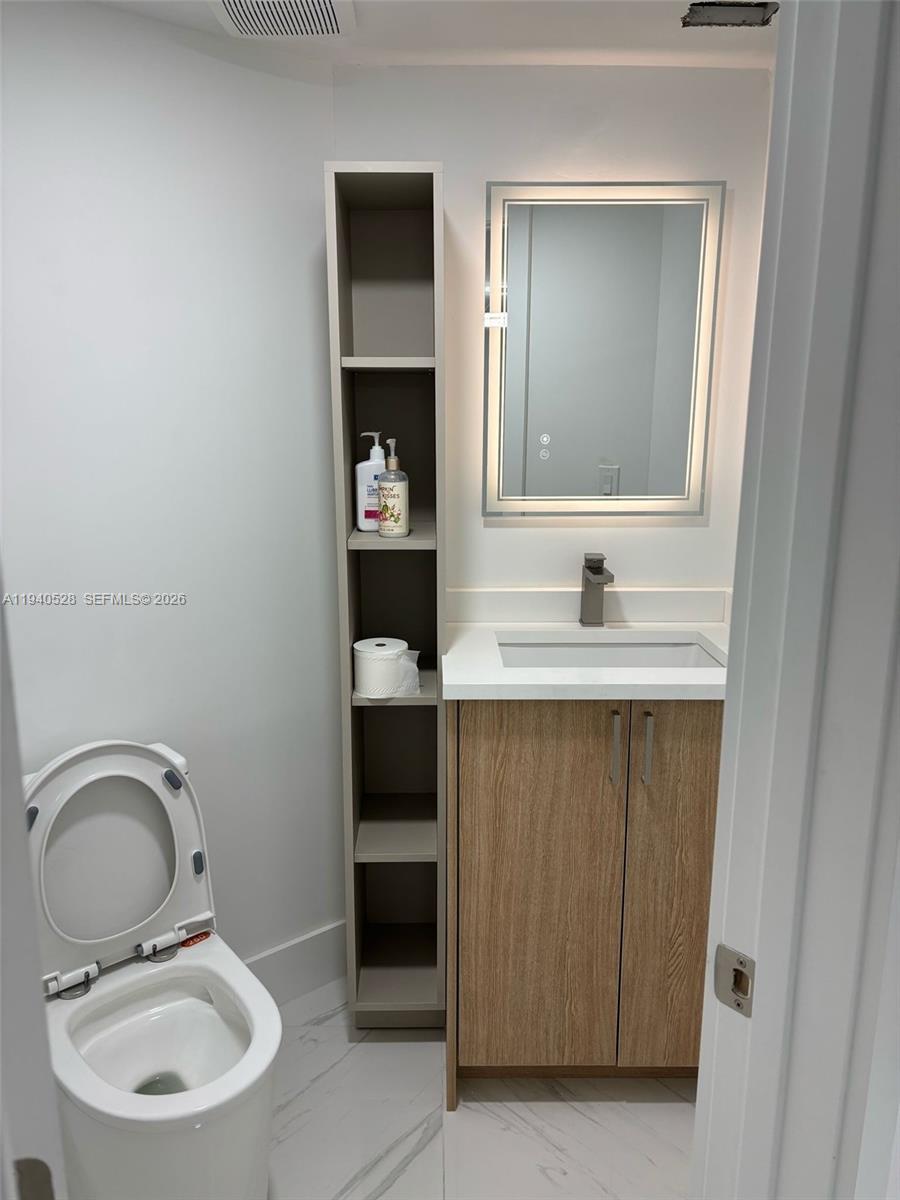 CHARLESTOWNE - Residential