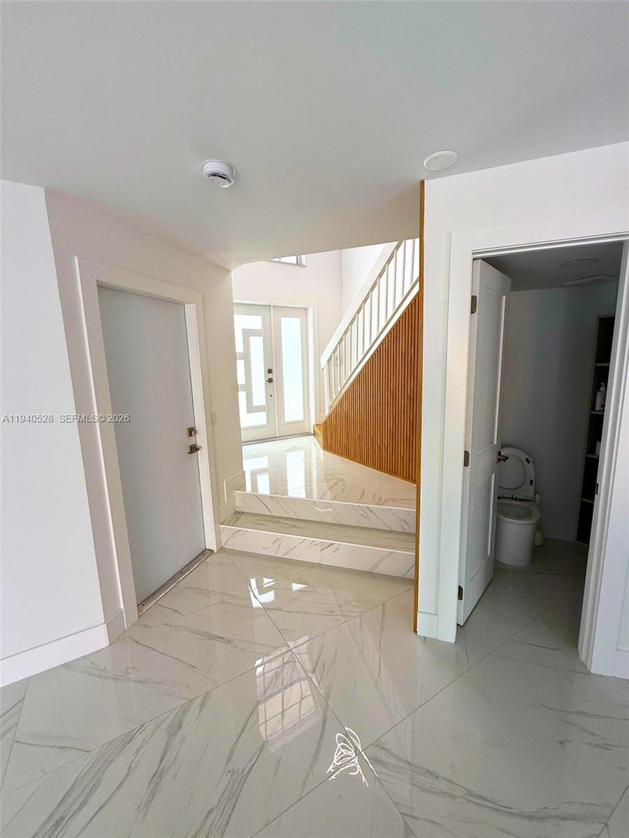 CHARLESTOWNE - Residential