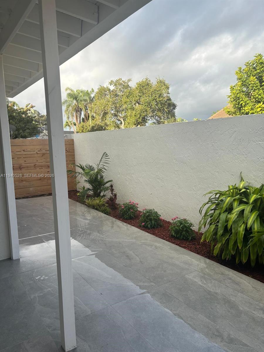 CHARLESTOWNE - Residential