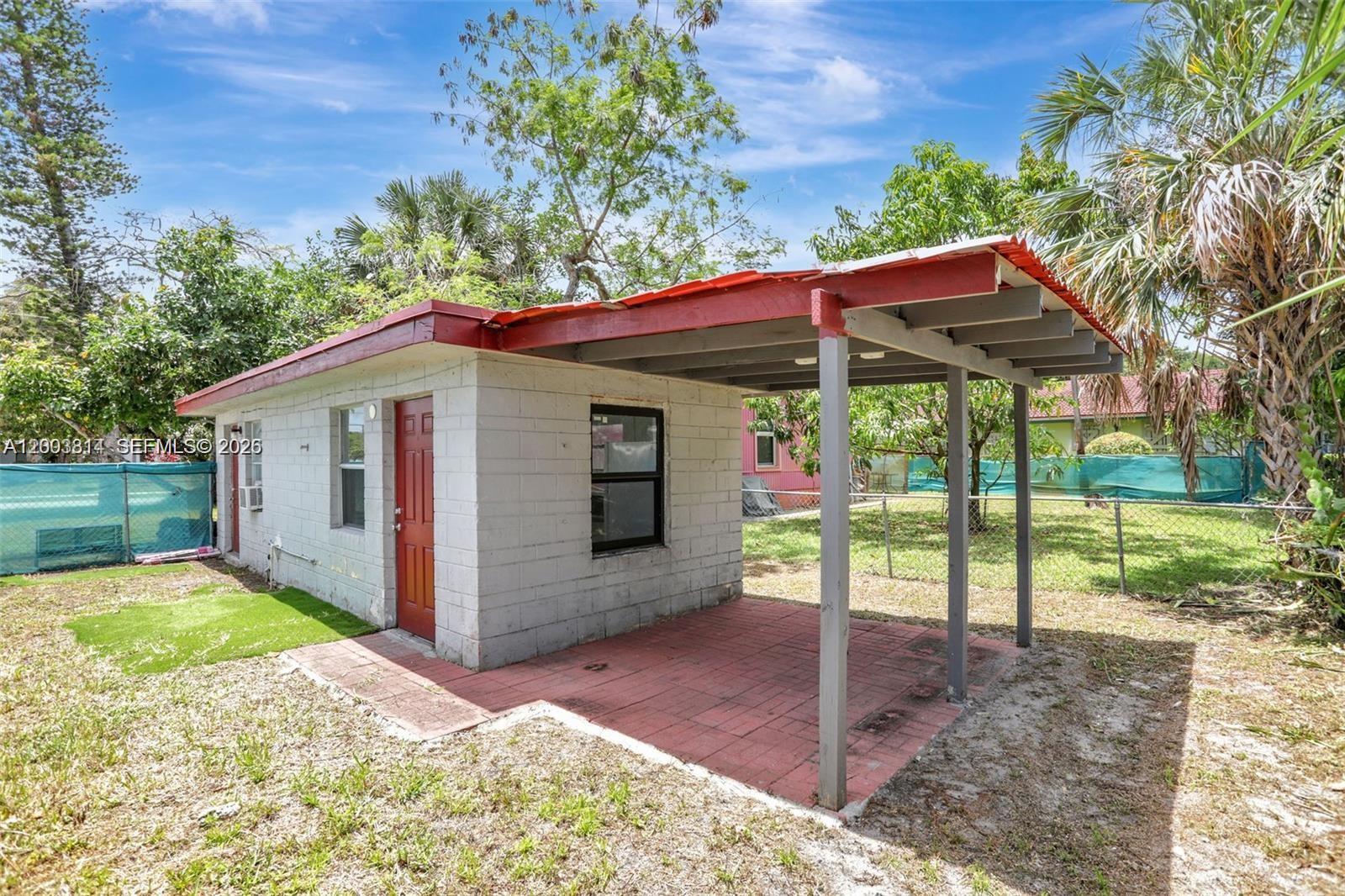 MIDDLE RIVER GARDENS - Residential Lease