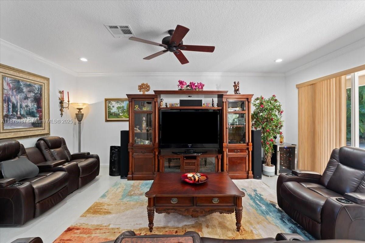 SILVER LAKES PHASE III RE - Residential