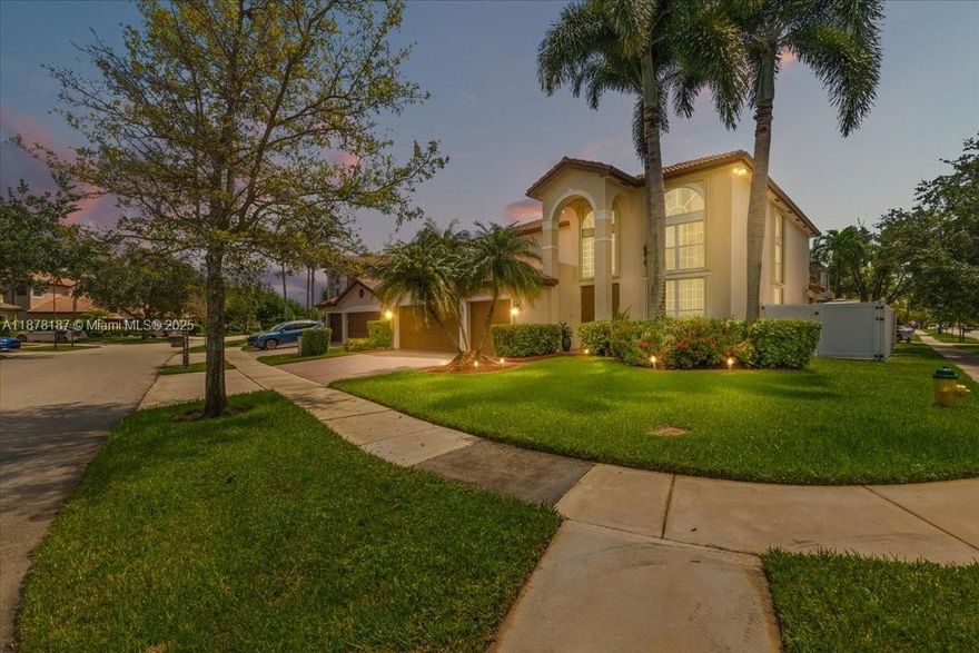 Immaculate 4BR/2.5BA Home with Loft, Downstairs primary bedroom with Pool access & 3-Car Garage – Corner Lot
This well-maintained home sits on a spacious corner lot and offers a smart, flexible layout with ample living space that includes Vaulted Ceilings  .The open-concept floor plan features a large loft that can easily be converted into a 5th bedroom or office.
 Enjoy a private pool, perfect for entertaining or relaxing, with  an  pristine outdoor BBQ area.
Additional features include a 3-car garage, kitchen with plenty of storage, and access to community amenities such as parks, walking , and recreational areas. Located in a desirable neighborhood with easy access to schools, shopping, and major highways. Furniture available for purchase.