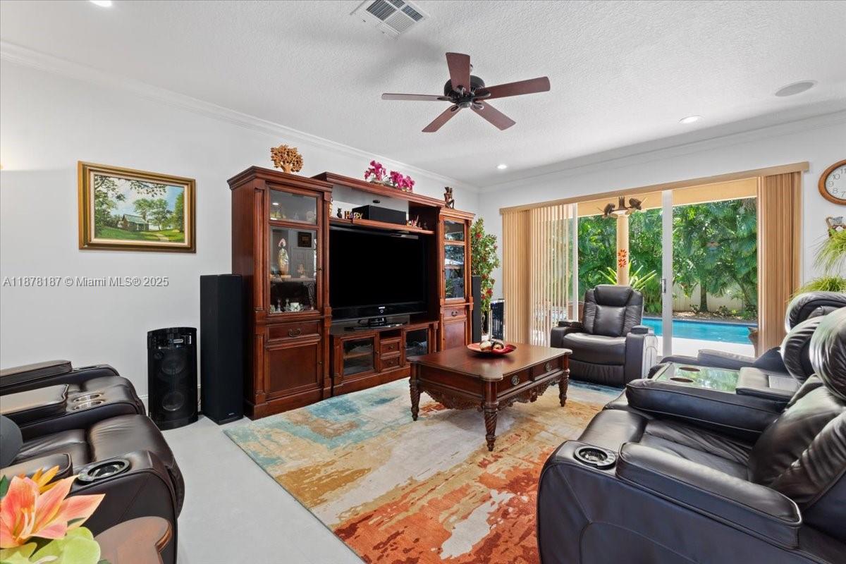 SILVER LAKES PHASE III RE - Residential