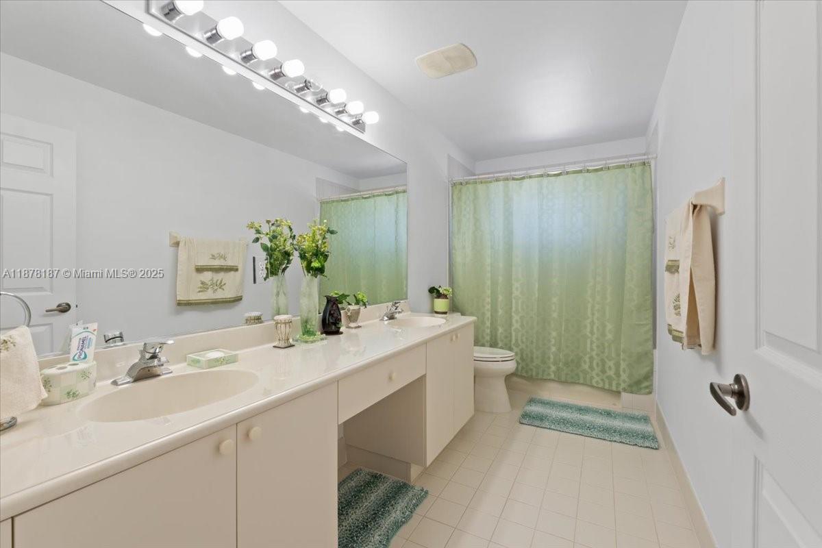 SILVER LAKES PHASE III RE - Residential