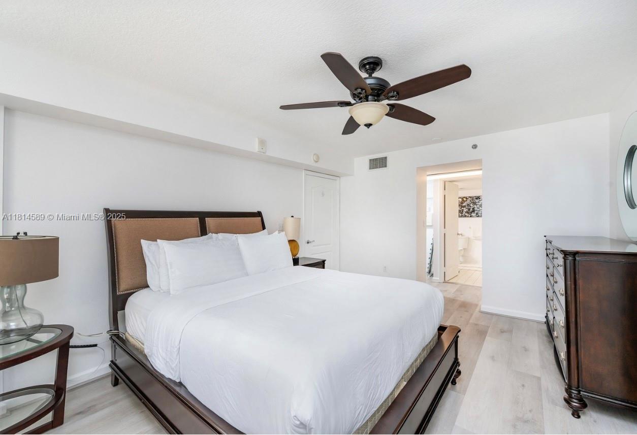 THE CLUB AT BRICKELL BAY - Residential Lease