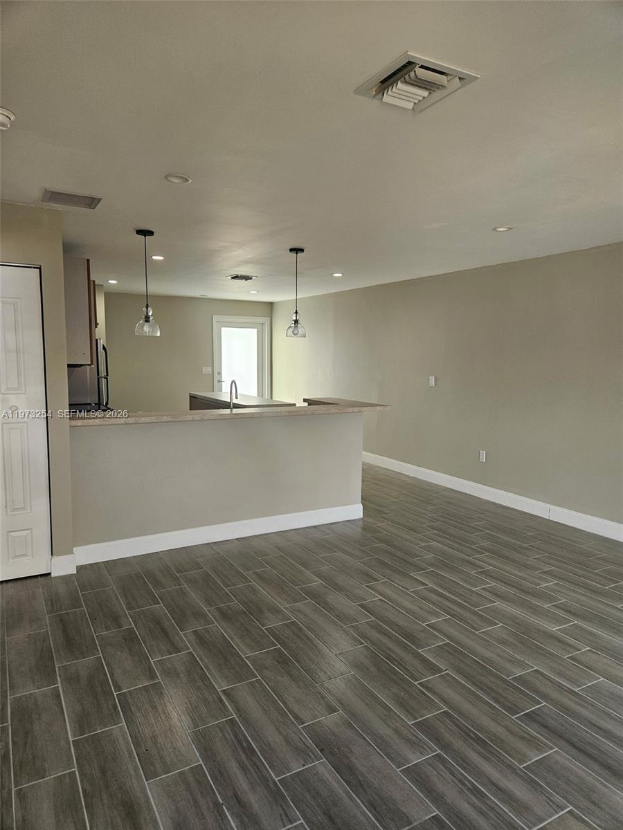 VISTA TOWNHOUSE SEC B - Residential