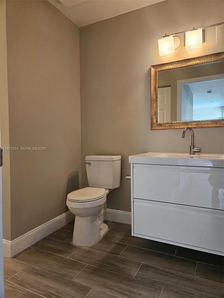 VISTA TOWNHOUSE SEC B - Residential