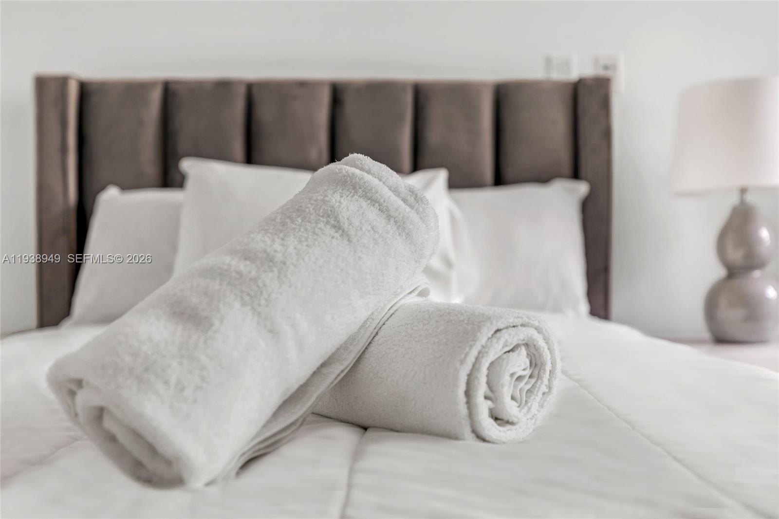 MIDBLOCK MIAMI CONDO - Residential