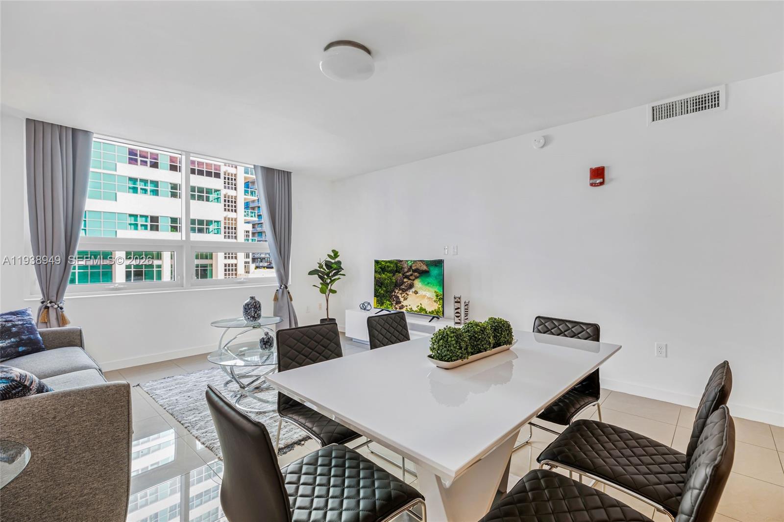 MIDBLOCK MIAMI CONDO - Residential