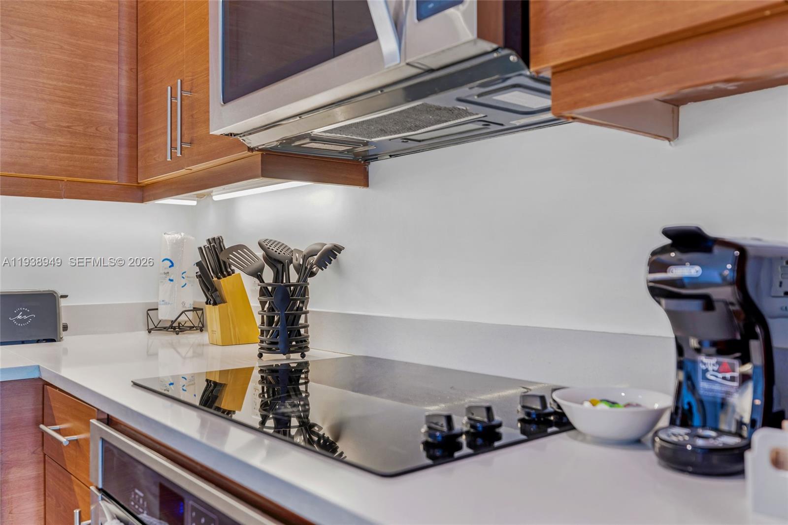 MIDBLOCK MIAMI CONDO - Residential