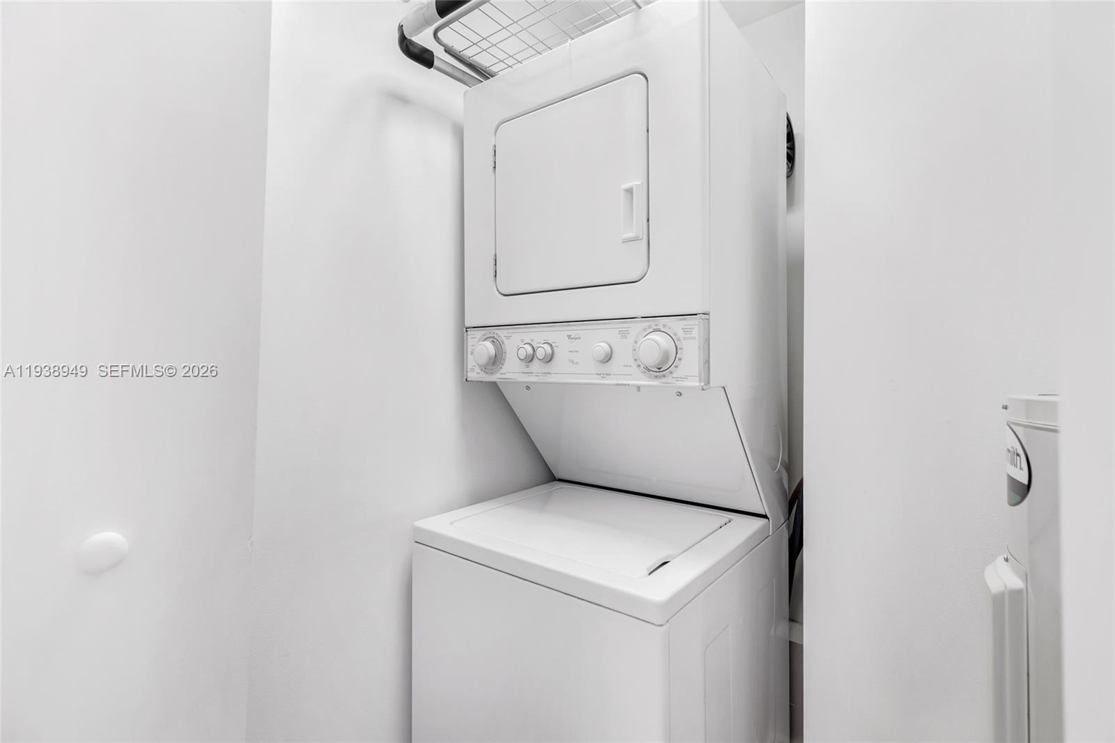 MIDBLOCK MIAMI CONDO - Residential