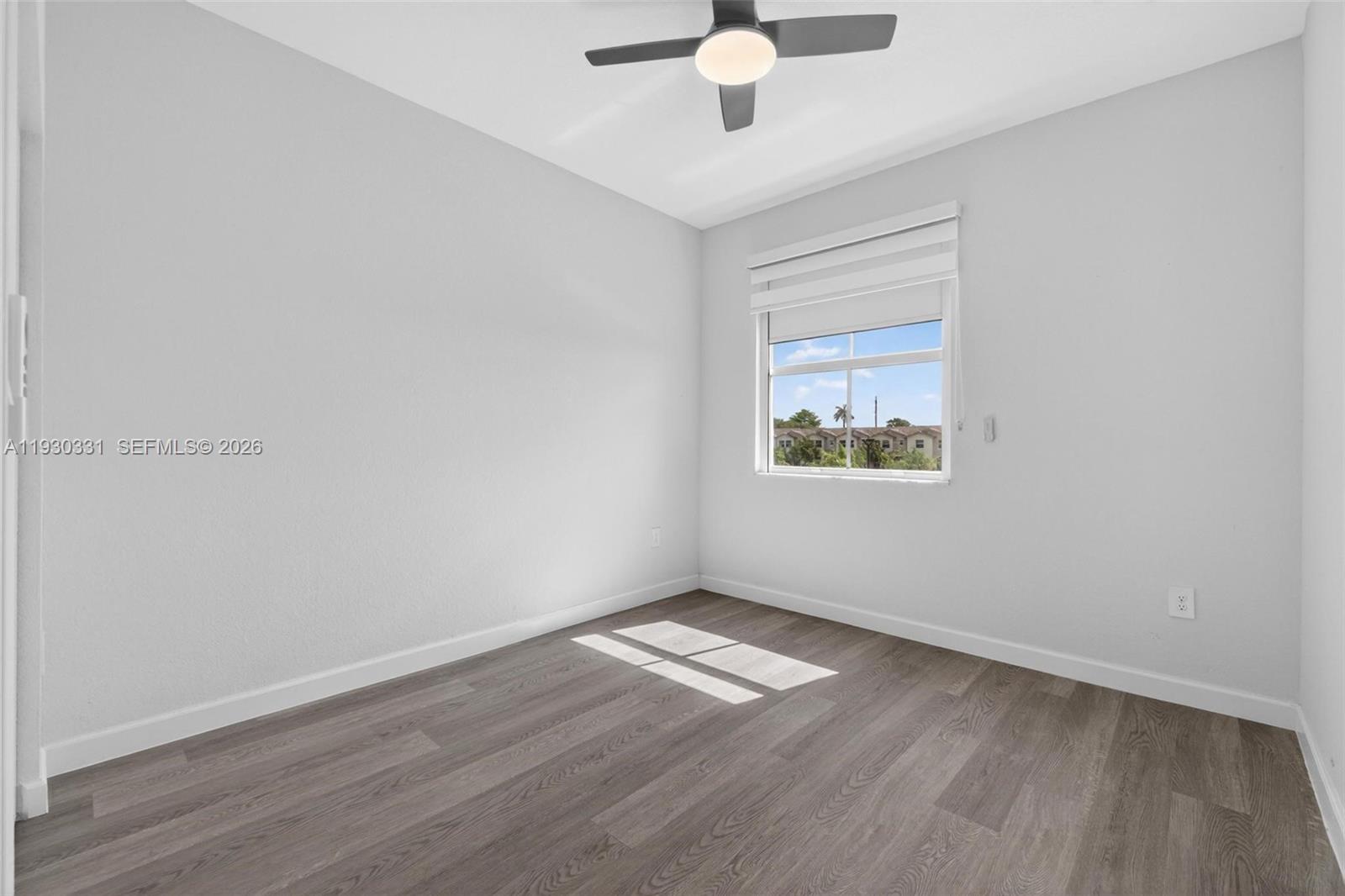 DOWN SOUTH - Residential Lease