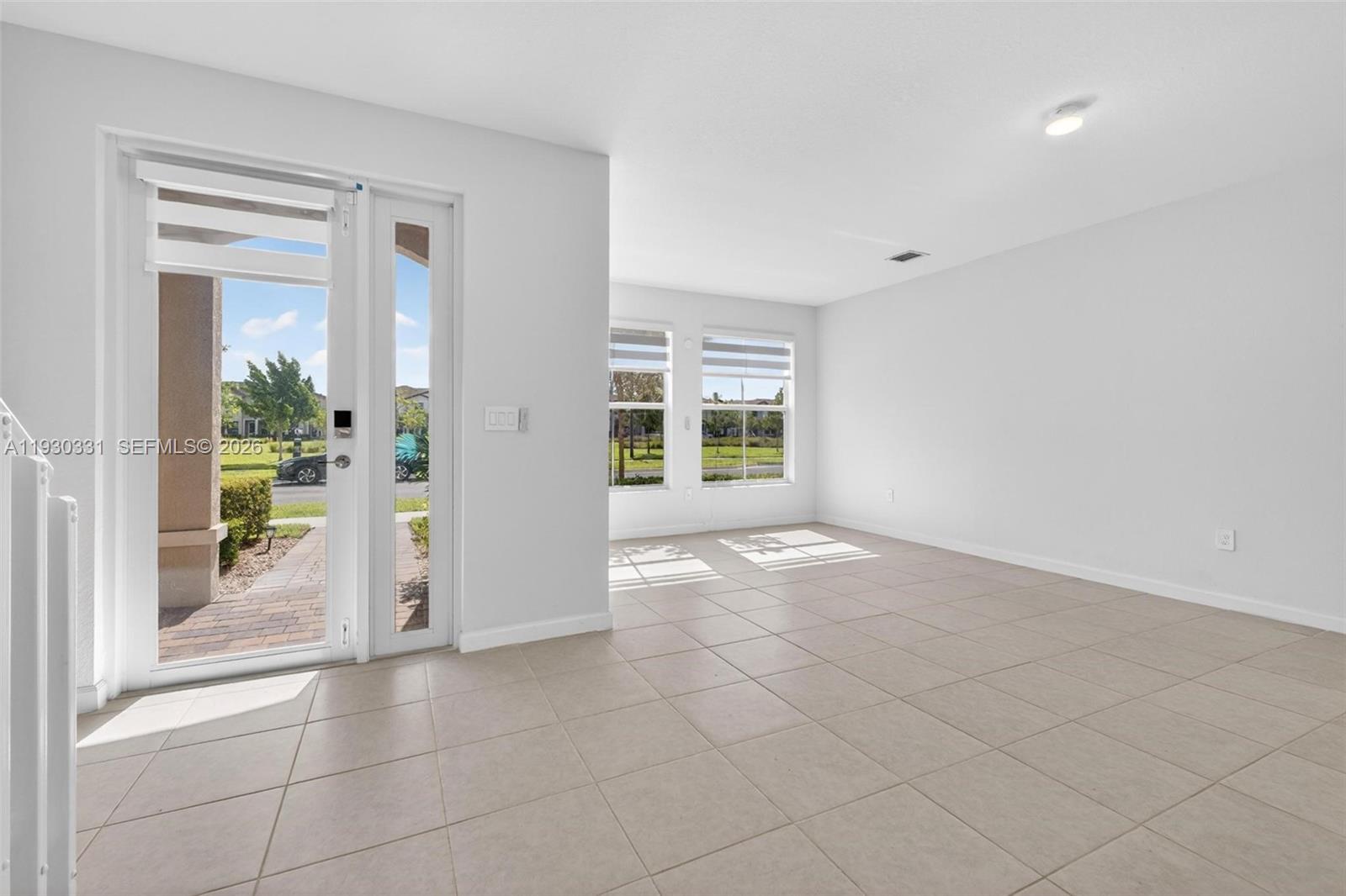 DOWN SOUTH - Residential Lease