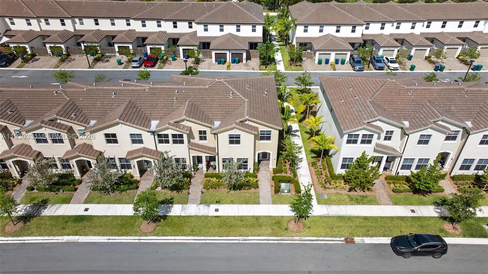 DOWN SOUTH - Residential Lease