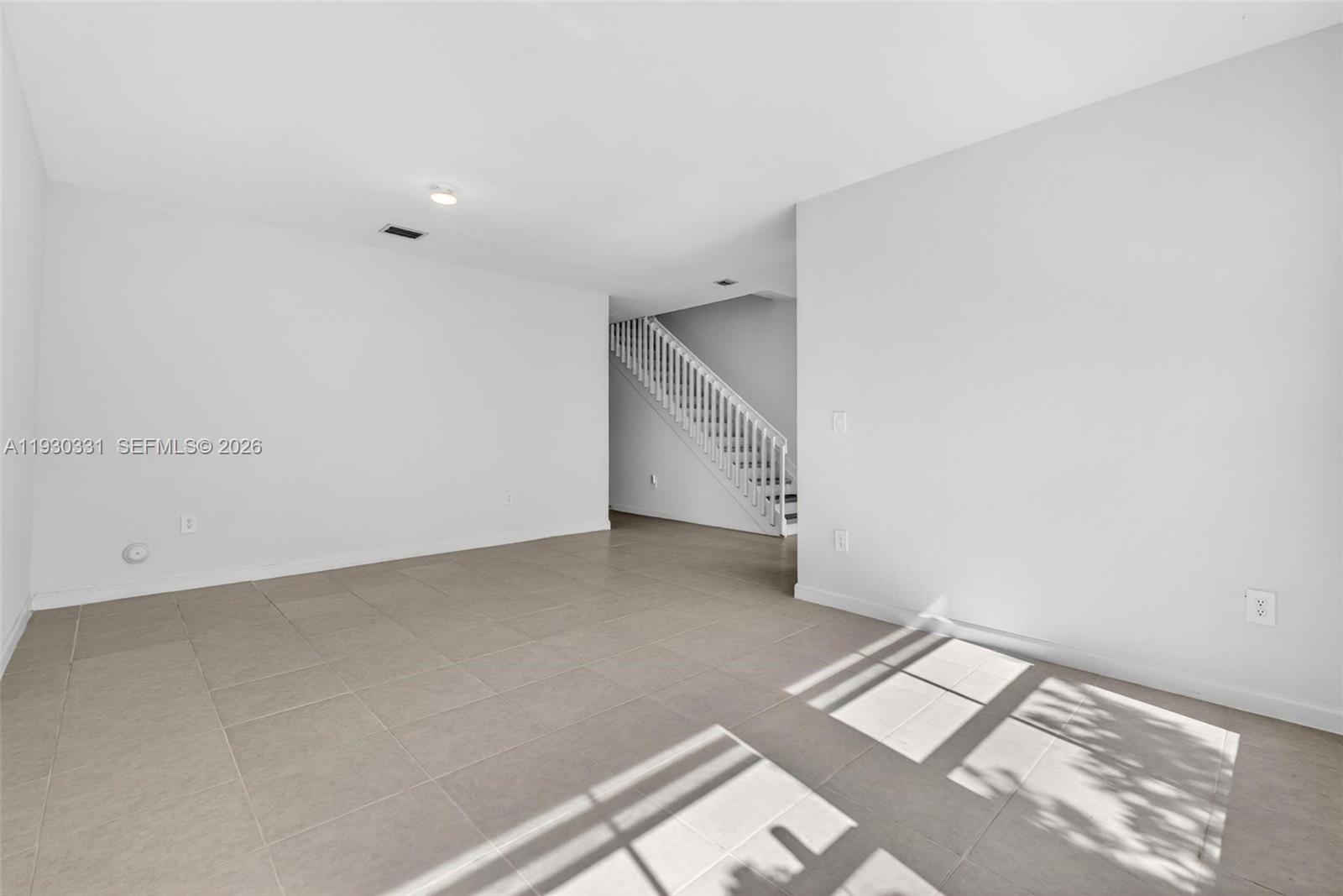 DOWN SOUTH - Residential Lease