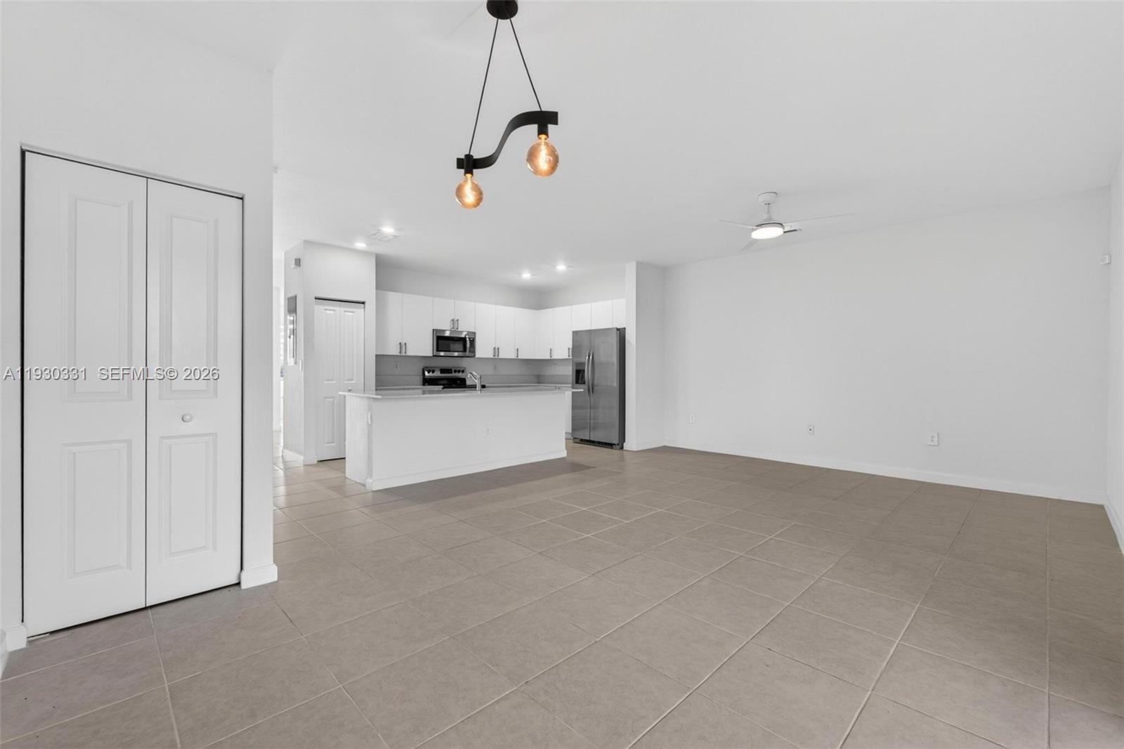 DOWN SOUTH - Residential Lease