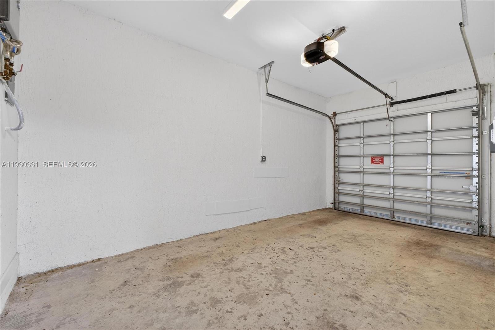 DOWN SOUTH - Residential Lease