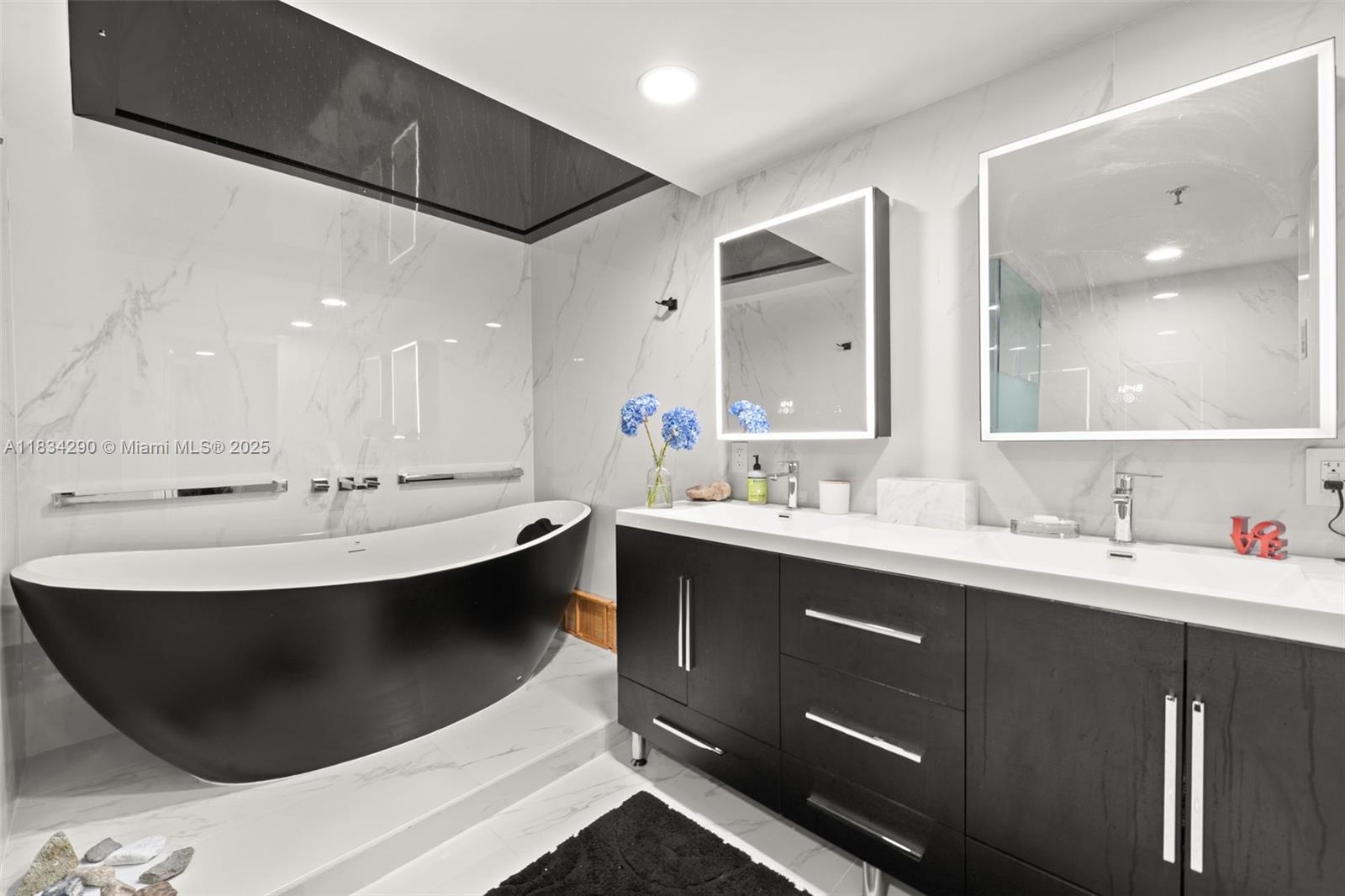 NINE ISLAND AVENUE CONDO - Residential