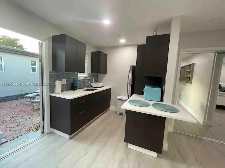 HOLLYWOOD SOUTH SIDE ADD - Residential Lease