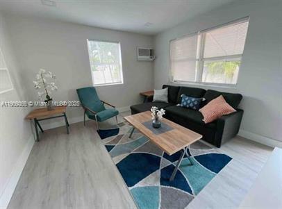 HOLLYWOOD SOUTH SIDE ADD - Residential Lease