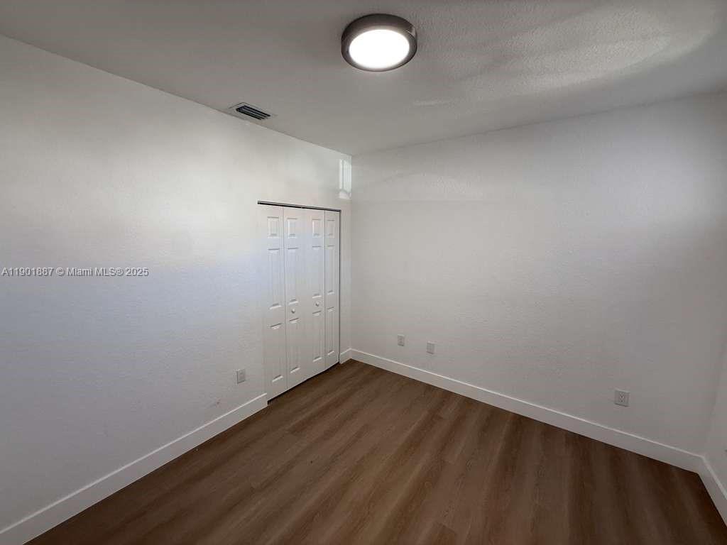 EUREKA PALM GARDEN - Residential