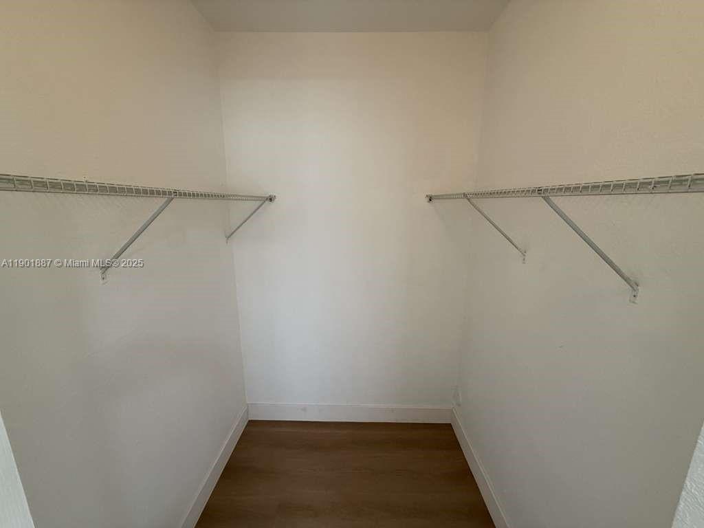 EUREKA PALM GARDEN - Residential