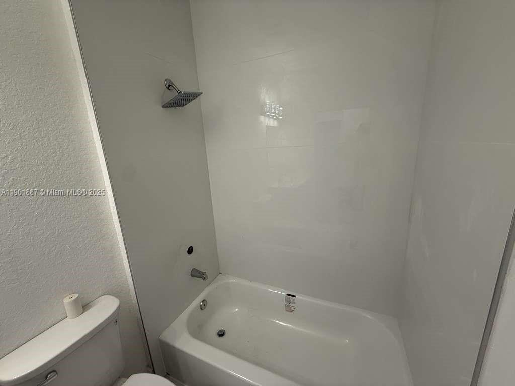 EUREKA PALM GARDEN - Residential