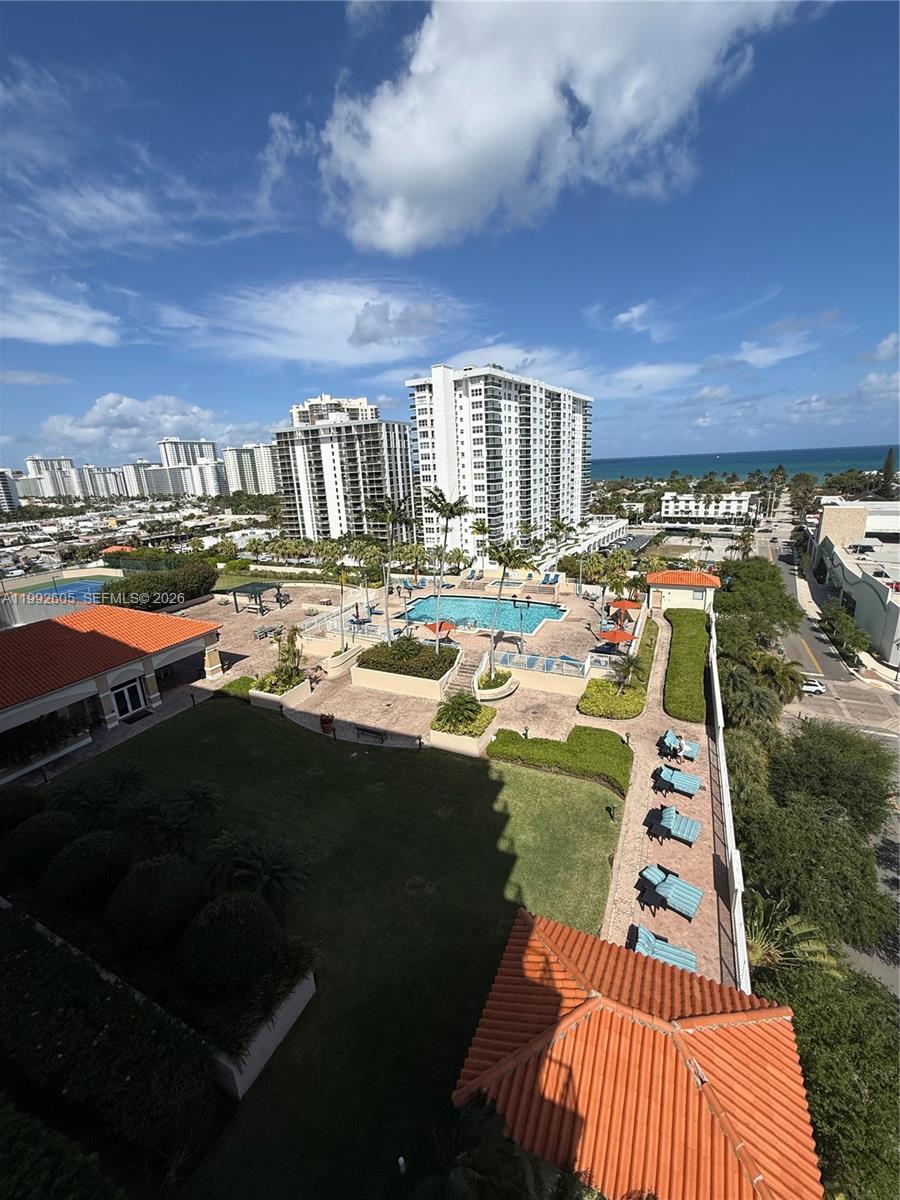 TIDES AT BRIDGESIDE SQUAR - Residential