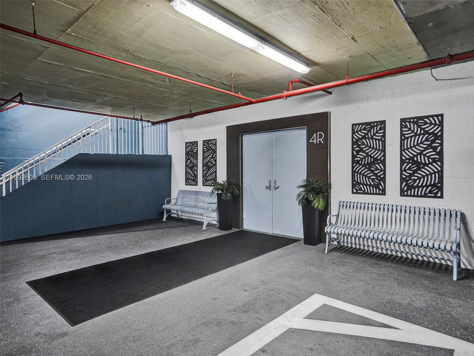 TIDES AT BRIDGESIDE SQUAR - Residential