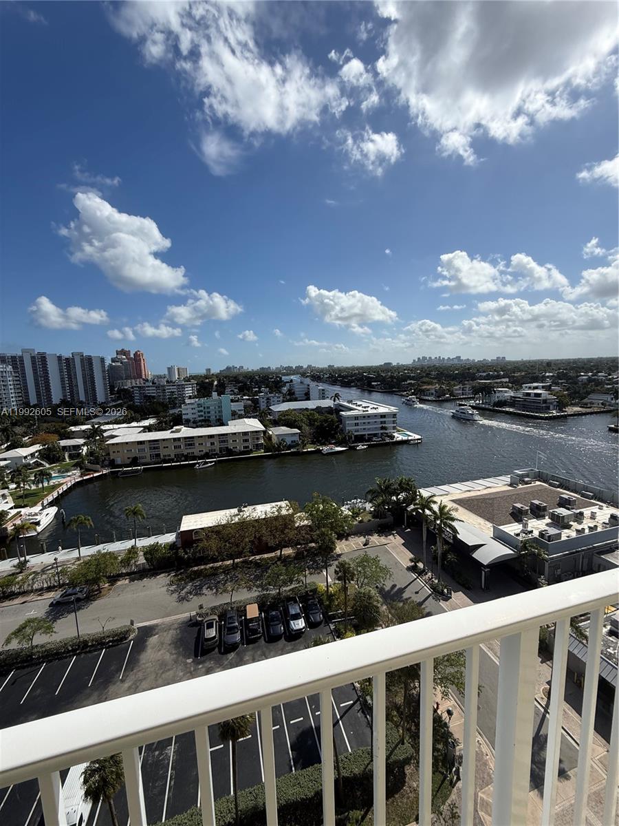 TIDES AT BRIDGESIDE SQUAR - Residential