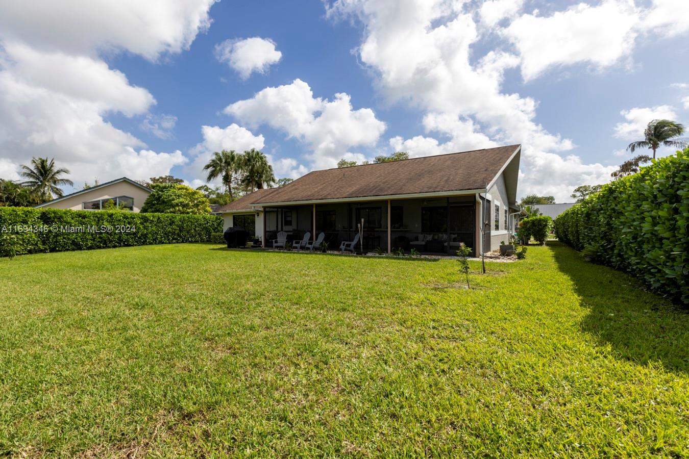 SUGAR POND MANOR OF WELLI - Residential Lease