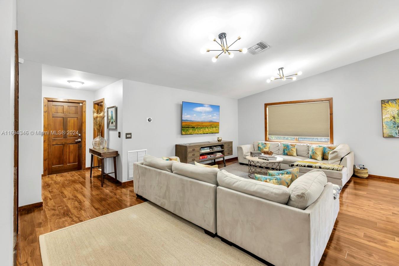 SUGAR POND MANOR OF WELLI - Residential Lease