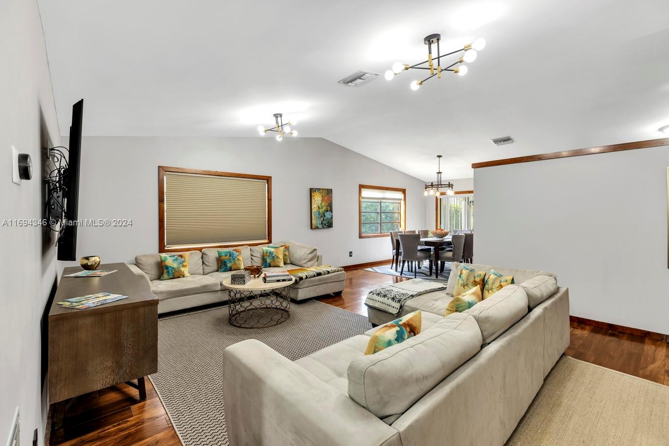 SUGAR POND MANOR OF WELLI - Residential Lease