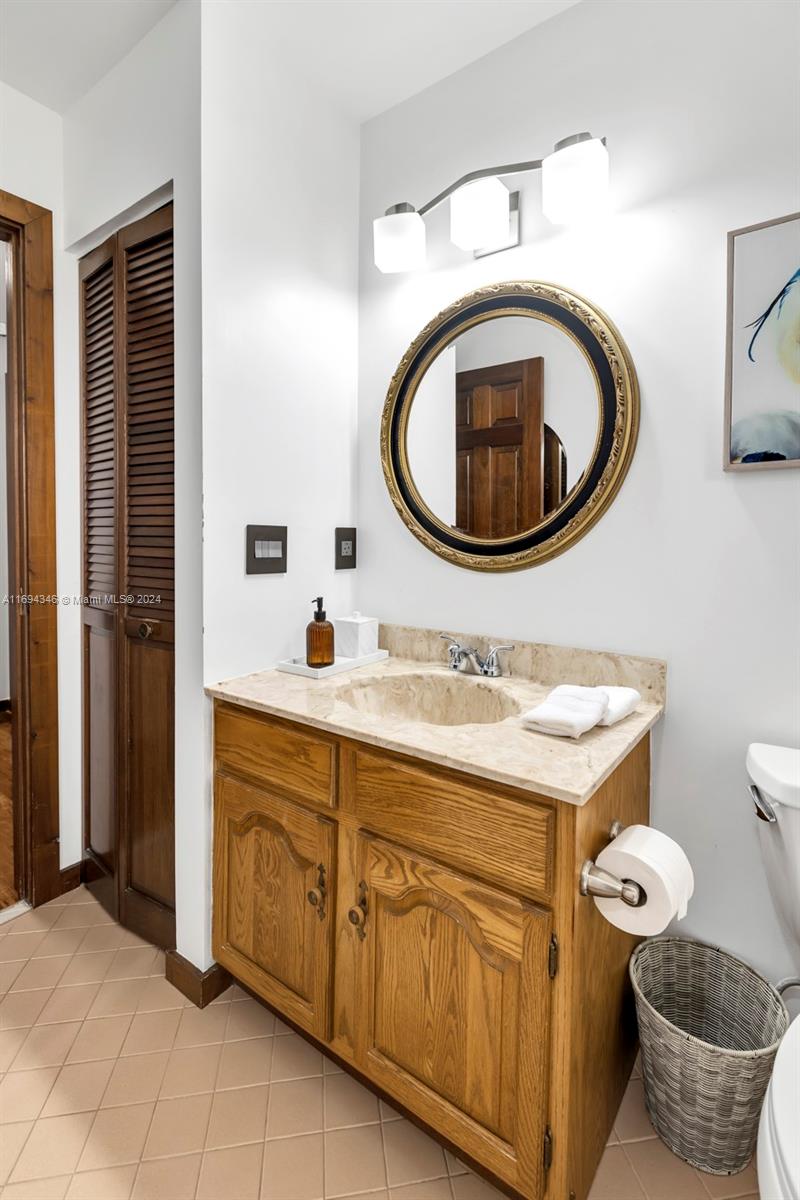 SUGAR POND MANOR OF WELLI - Residential Lease