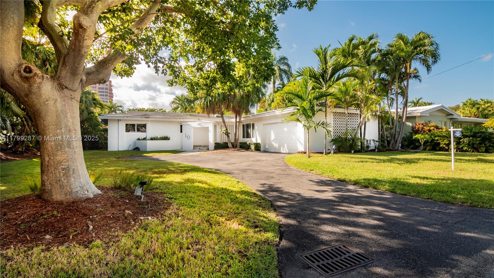 Property for Sale at 10 Prospect Dr, Coral Gables, Broward County, Florida - Bedrooms: 3 
Bathrooms: 2  - $2,495,000