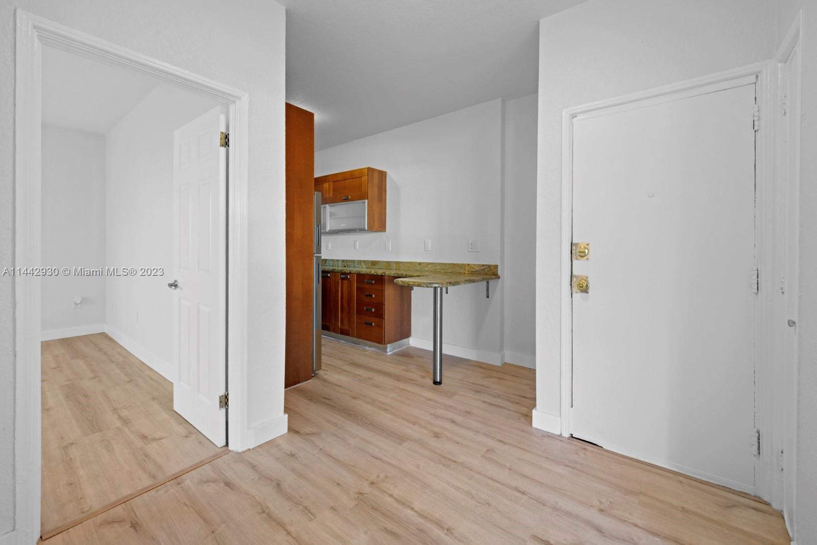 JEFFERSON DAVIS CONDO - Residential