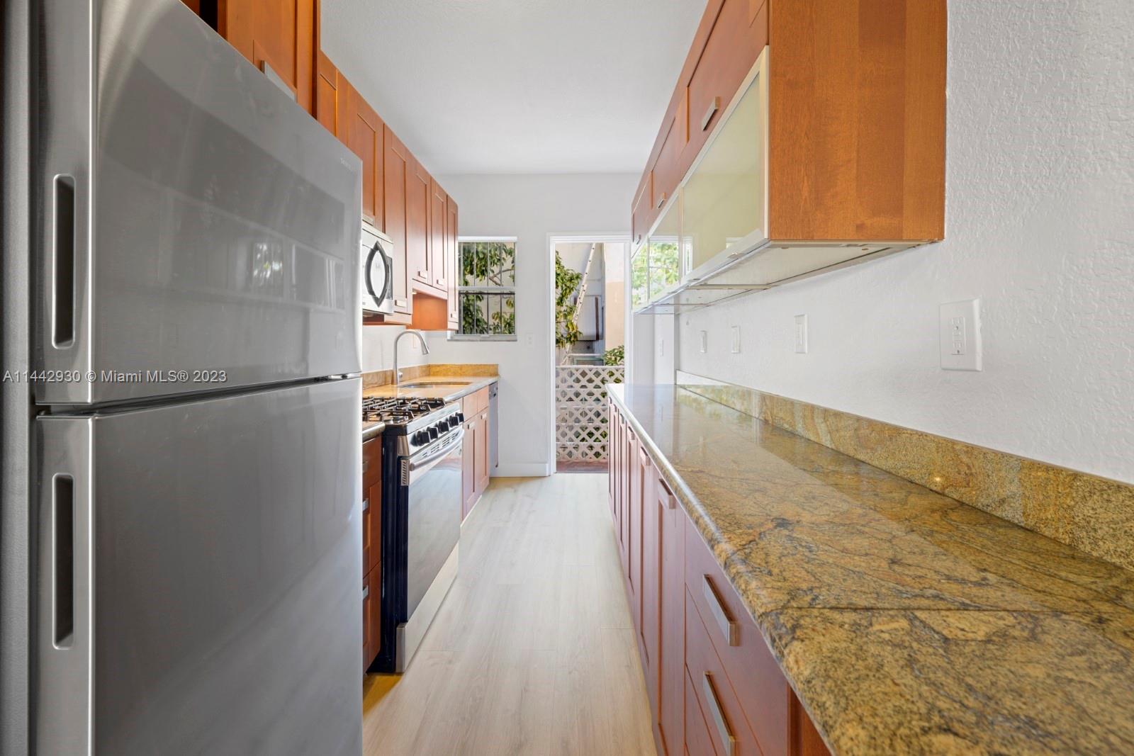 JEFFERSON DAVIS CONDO - Residential