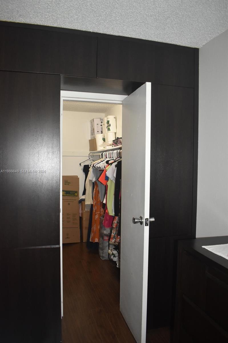 DORAL GARDENS II CONDO - Residential Lease