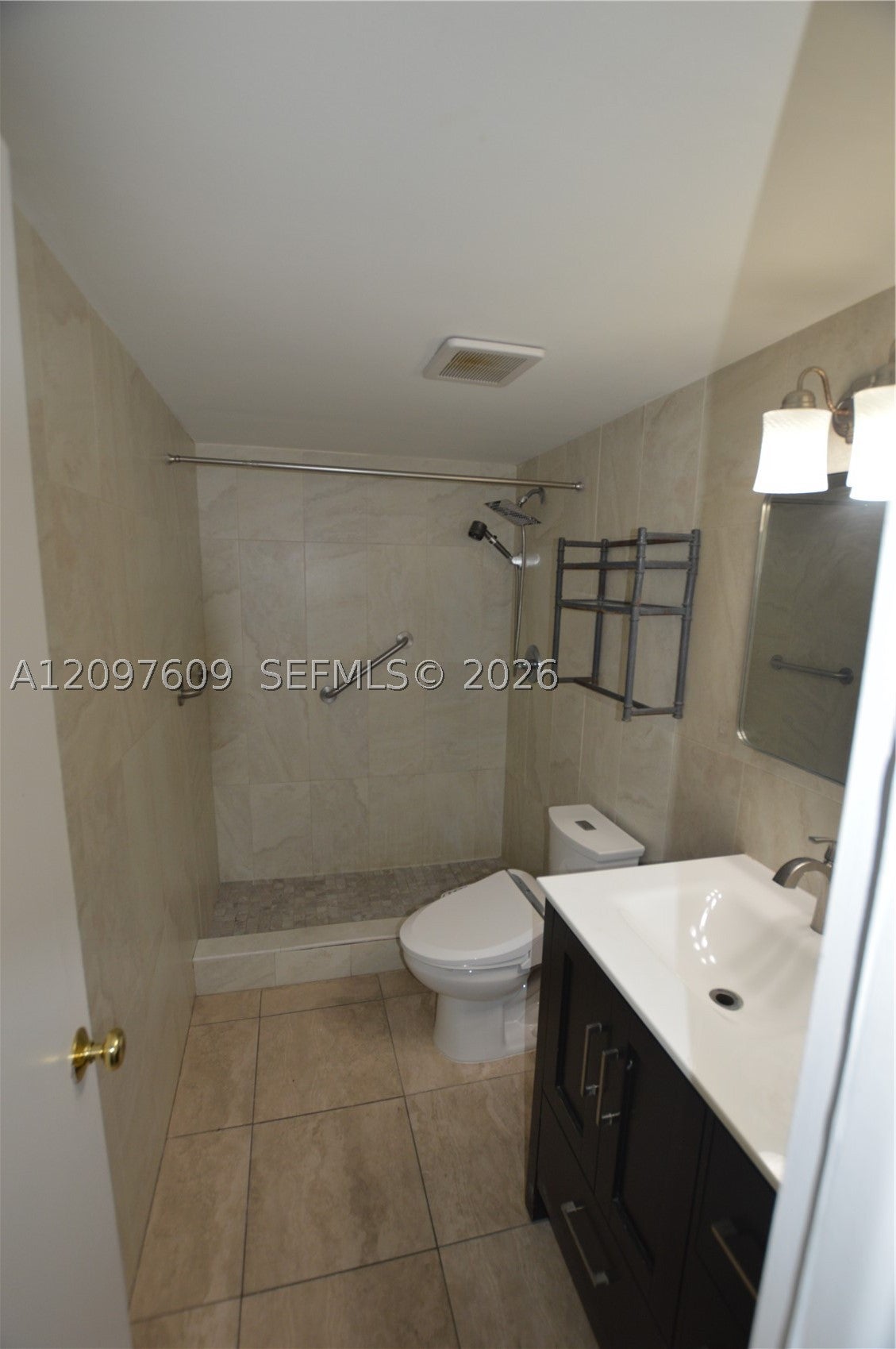 425 SE 11th Ter 403
