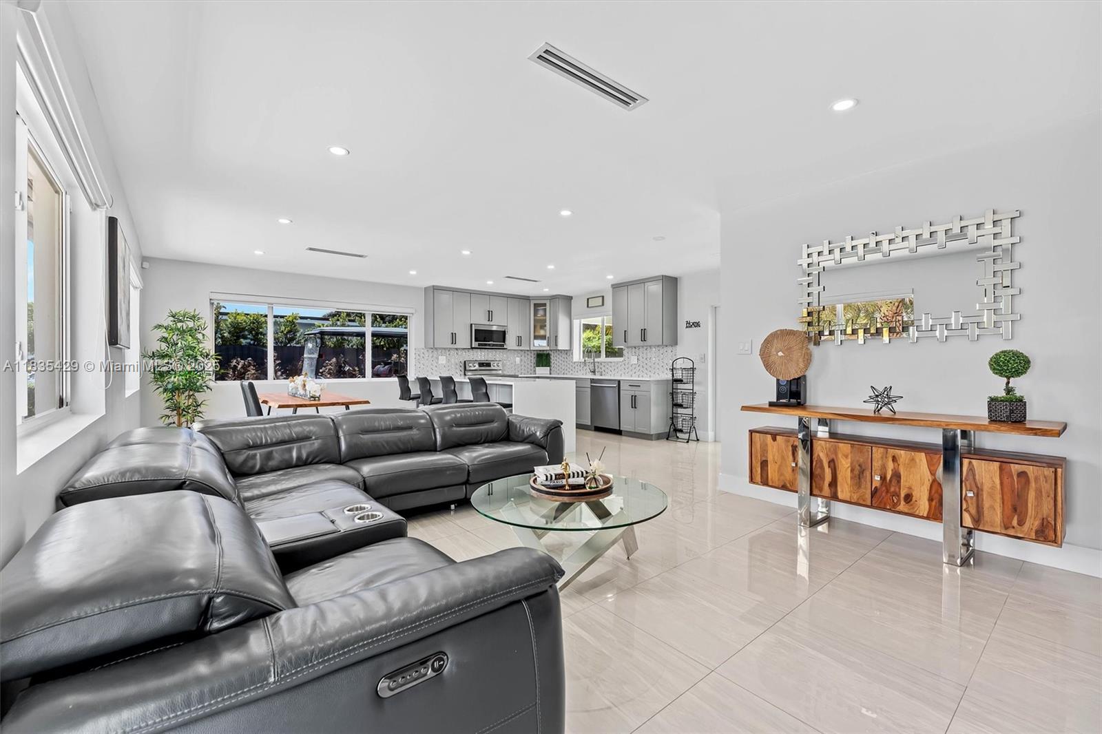 8115 NW 185th Ter