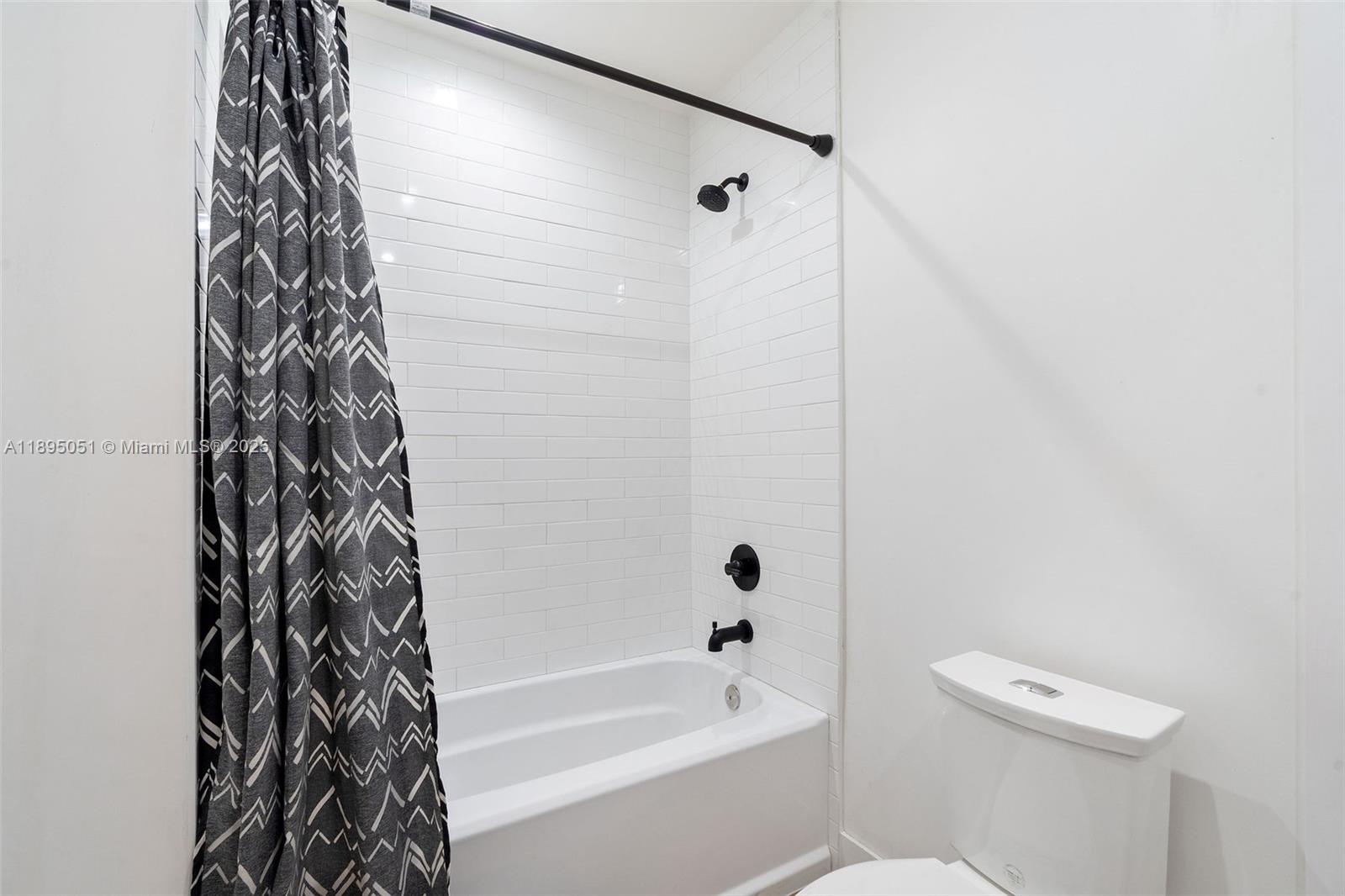 KENDAL RANCHES - Residential Lease