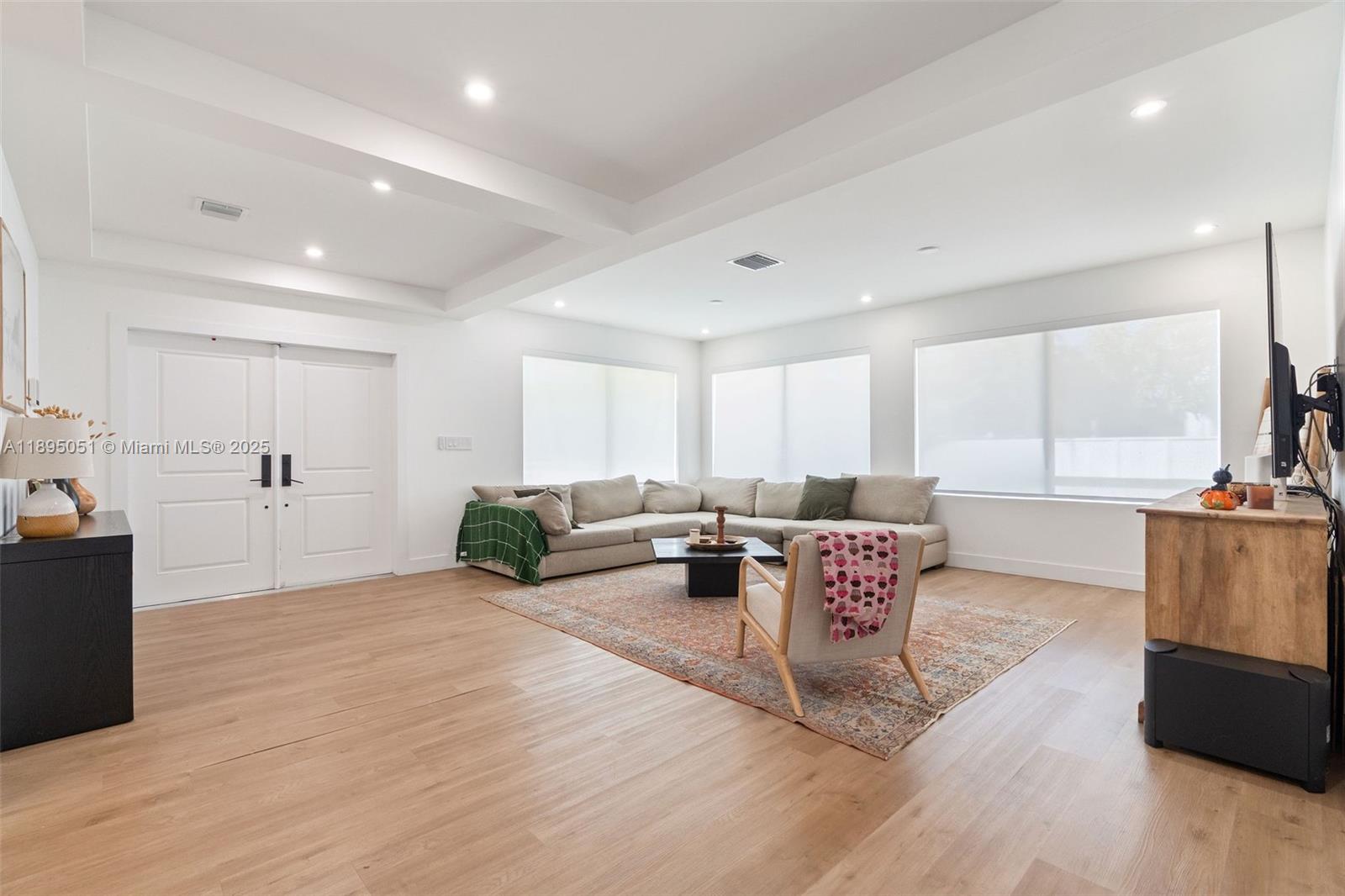 KENDAL RANCHES - Residential Lease