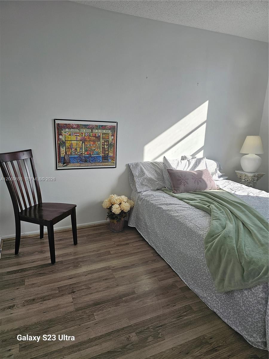 BISCAYA IV CONDO - Residential