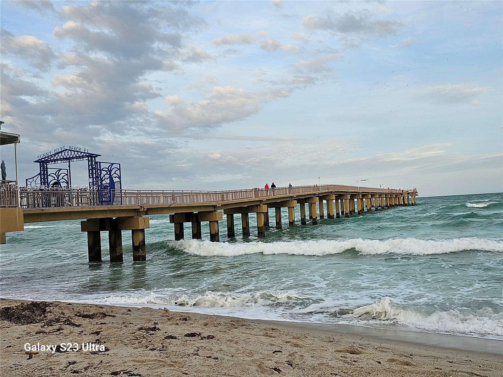 BISCAYA IV CONDO - Residential