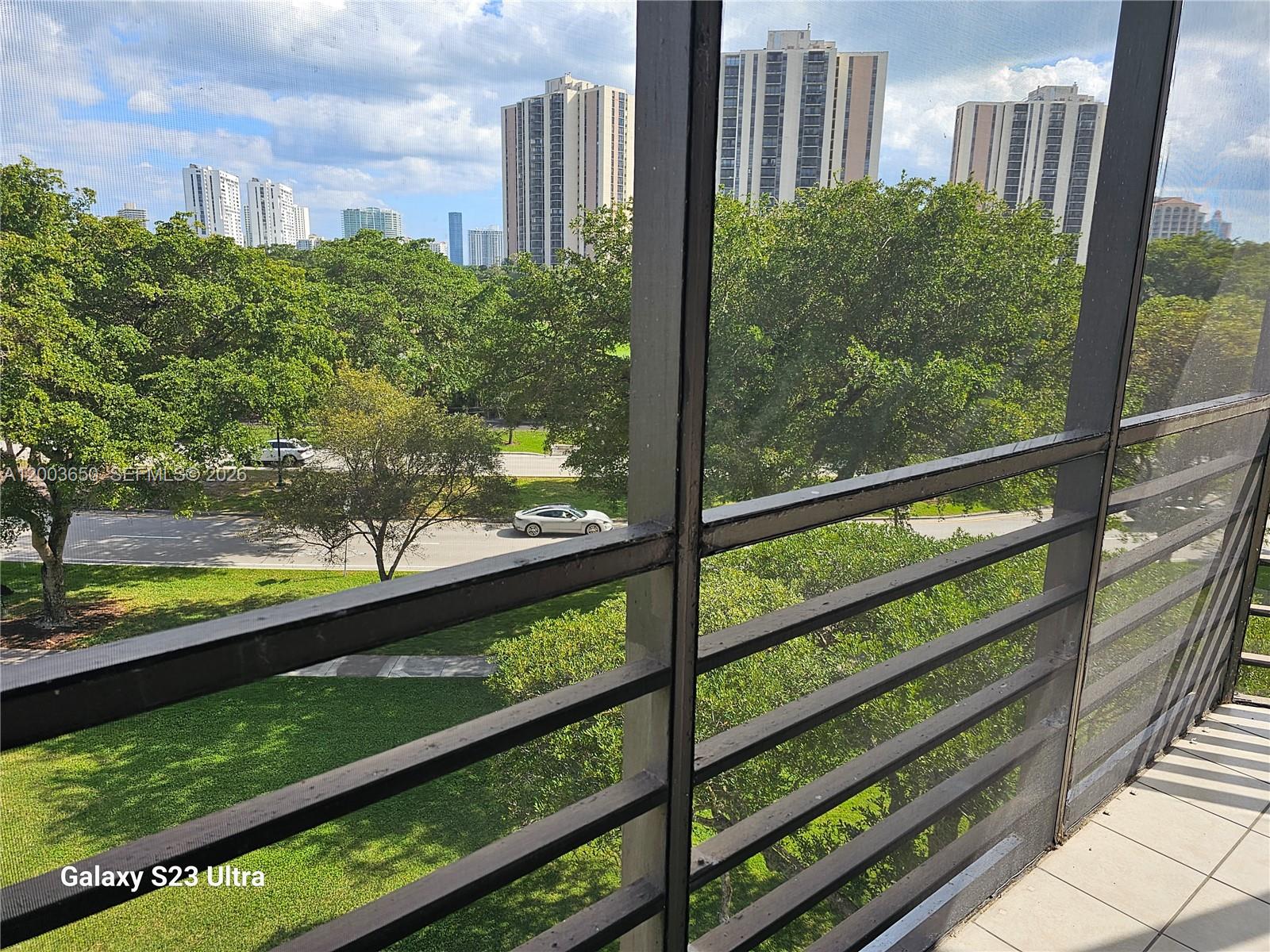 20400 W Country Club Dr 508