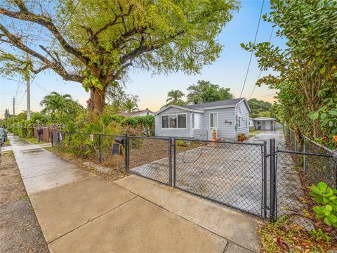 10417 NW 6th Ave Miami FL 33150